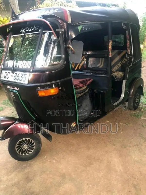 Bajaj 2 Stroke 2005 Three Wheel (Used)