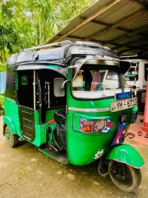 Bajaj RE 4 Stroke 2011 Three Wheel (Used)