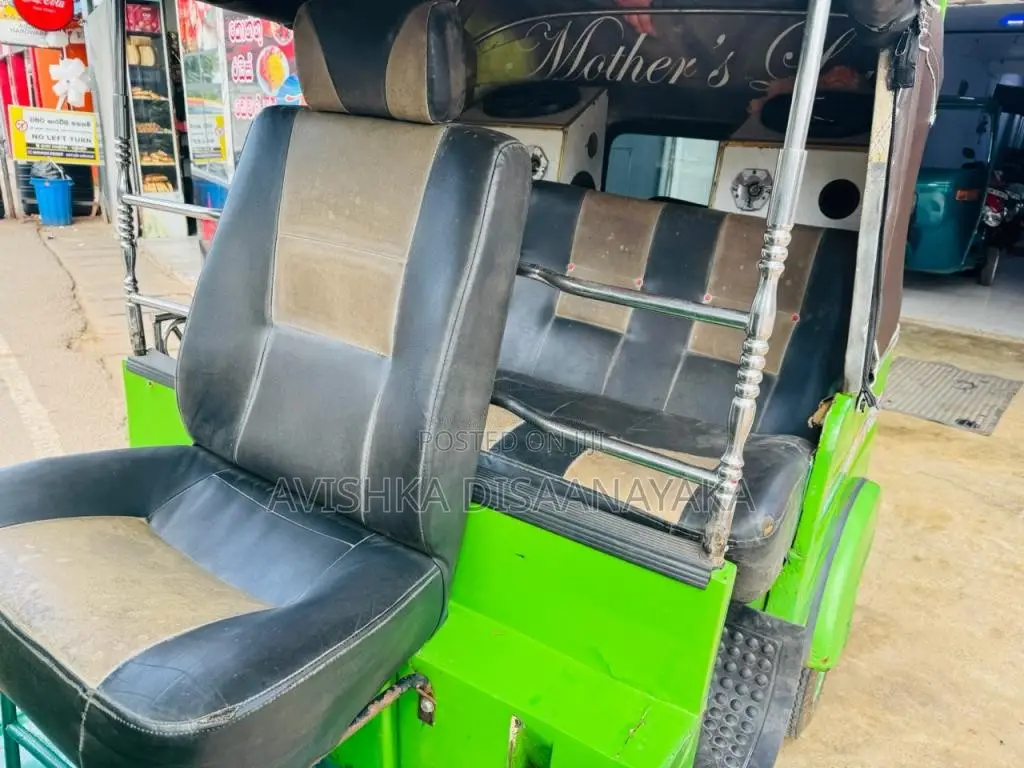 Bajaj RE 1995 Three Wheel (Used)