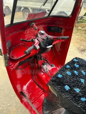 Bajaj 2 stroke 1998 Three Wheel (Used)