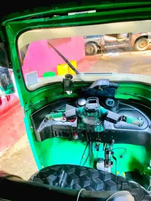 Bajaj RE 4 Stroke 2011 Three Wheel (Used)