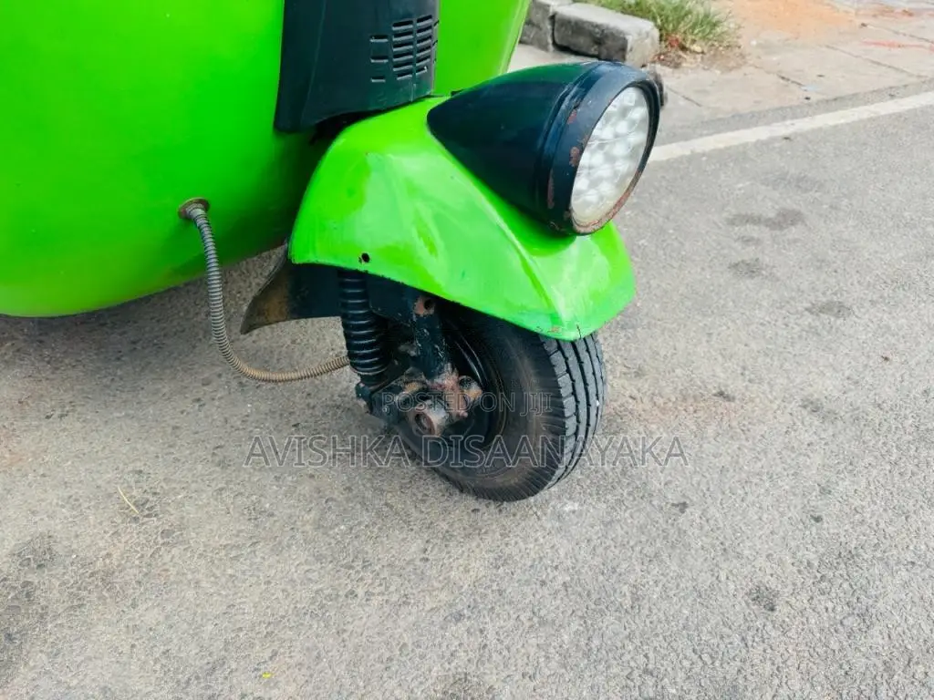 Bajaj RE 1995 Three Wheel (Used)