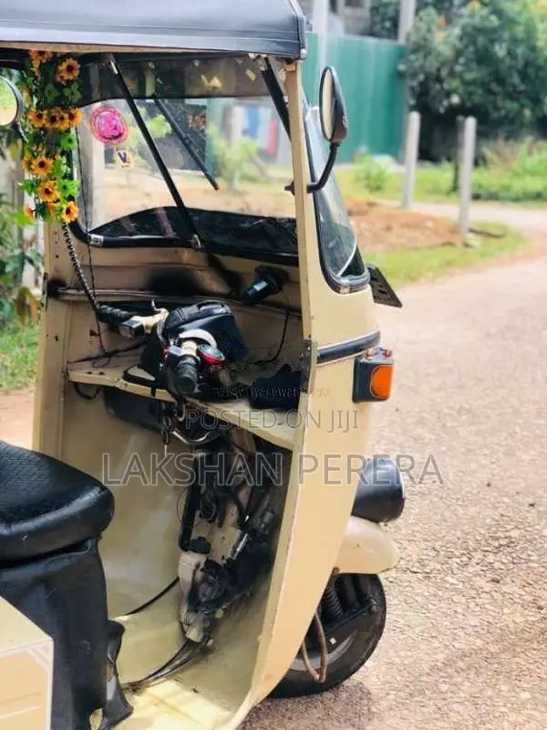 Bajaj 2 Stroke 1998 Three Wheel (Used)