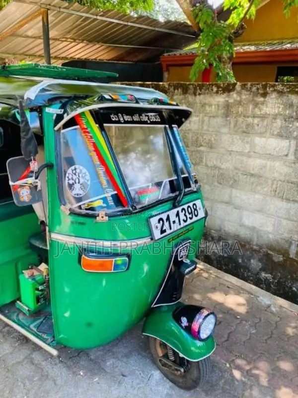 Bajaj RE 2 Stroke 1992 Three Wheel (Used)