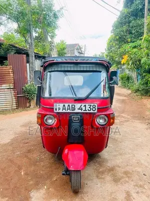 Bajaj 4 stroke 2012 Three Wheel (Used)