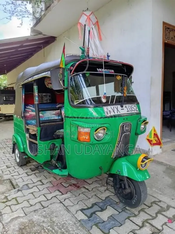 Bajaj 4 Stroke 2012 Three Wheel (Used)
