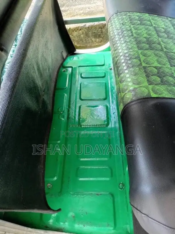 Bajaj 4 Stroke 2012 Three Wheel (Used)