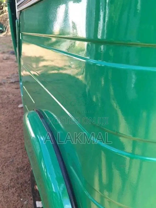 Bajaj RE 2009 Three Wheel (Used)