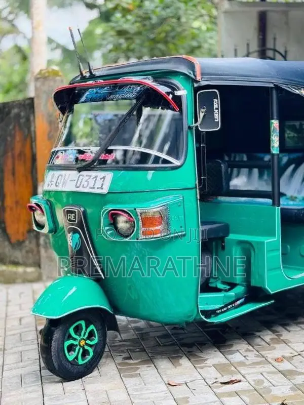 Bajaj RE 2010 Three Wheel (Used)