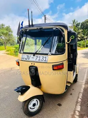 Bajaj RE 2 Stroke 2004 Three Wheel (Used)
