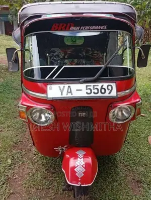 Bajaj 4 Stroke 2010 Three Wheel (Used)