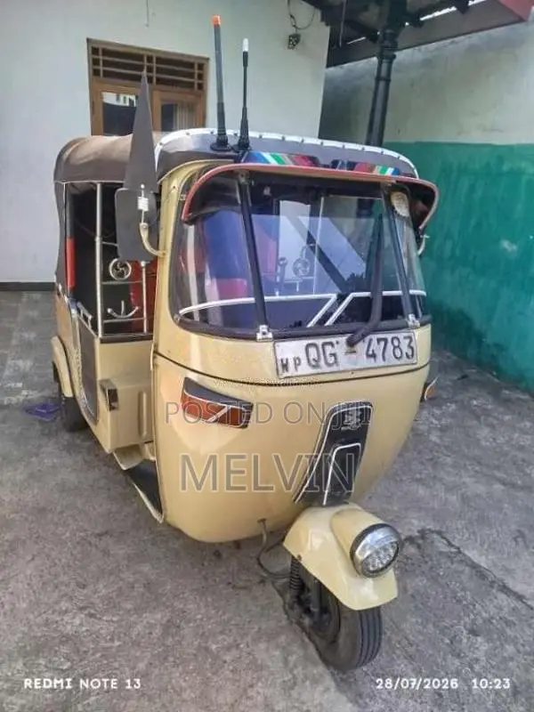 Bajaj RE 2 Stroke 2006 Three Wheel (Used)