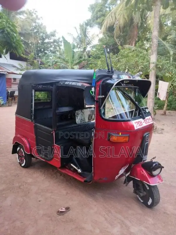 Bajaj 2 Stroke 1995 Three Wheel (Used)