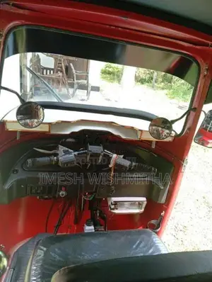 Bajaj 4 Stroke 2010 Three Wheel (Used)