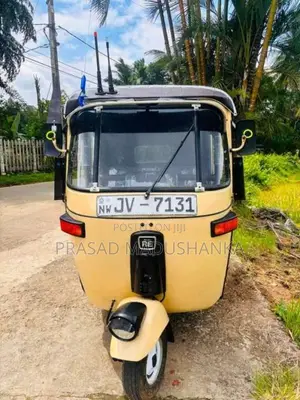Bajaj RE 2 Stroke 2004 Three Wheel (Used)