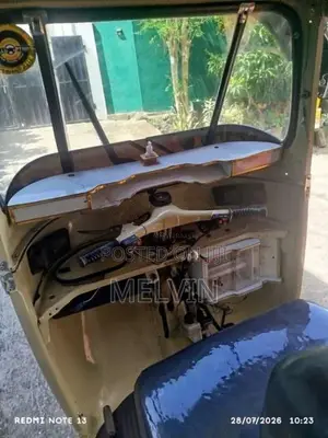 Bajaj RE 2 Stroke 2006 Three Wheel (Used)