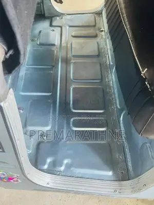 Bajaj 2 Stroke 2005 Three Wheel (Used)