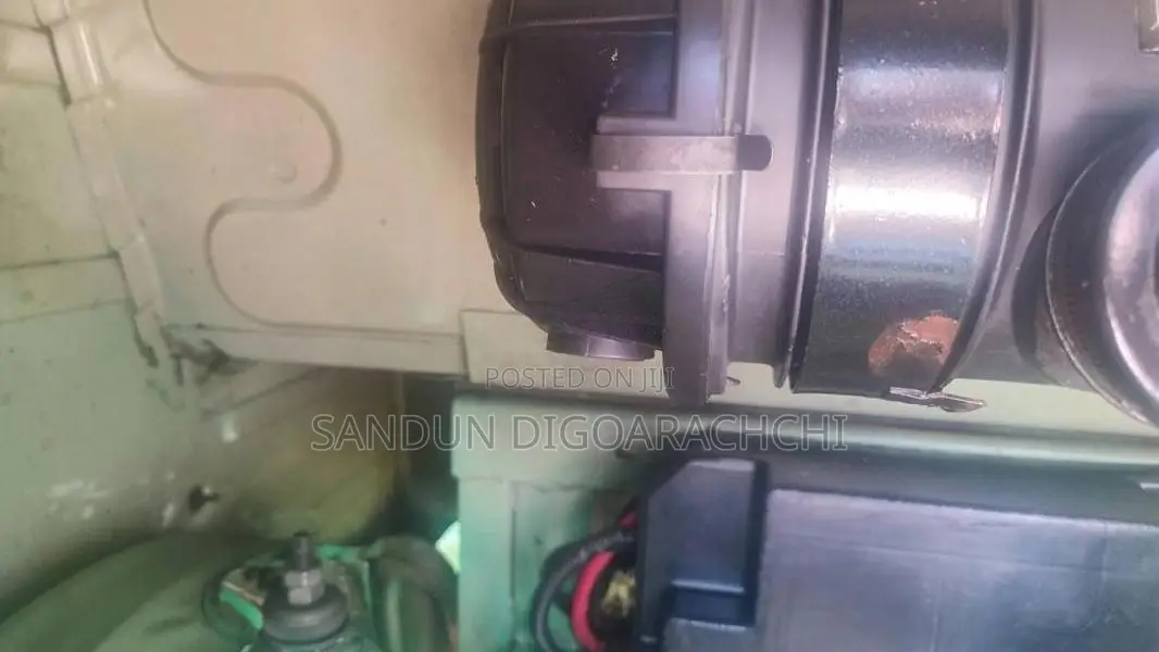 Bajaj RE 205 2011 Three Wheel (Used)