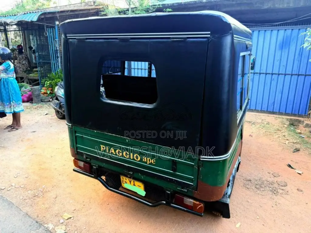 Piaggio Ape 2010 Three Wheel (Used)