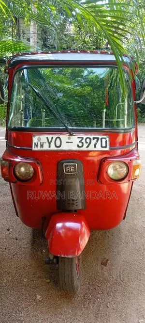Bajaj 4 stroke 2011 Three Wheel (Used)