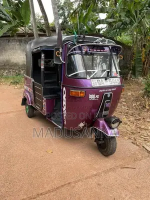 Bajaj 2 Stroke 2005 Three Wheel (Used)