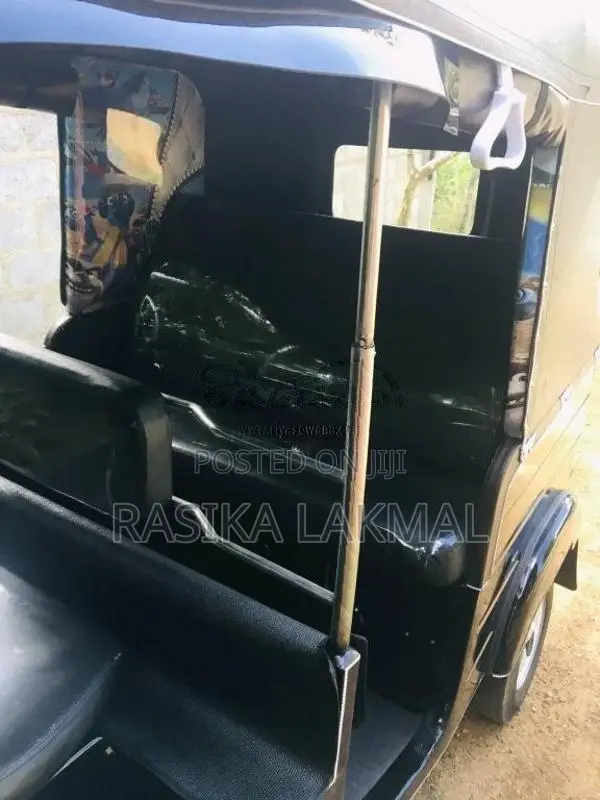Bajaj RE 4 Stroke 2014 Three Wheel (Used)