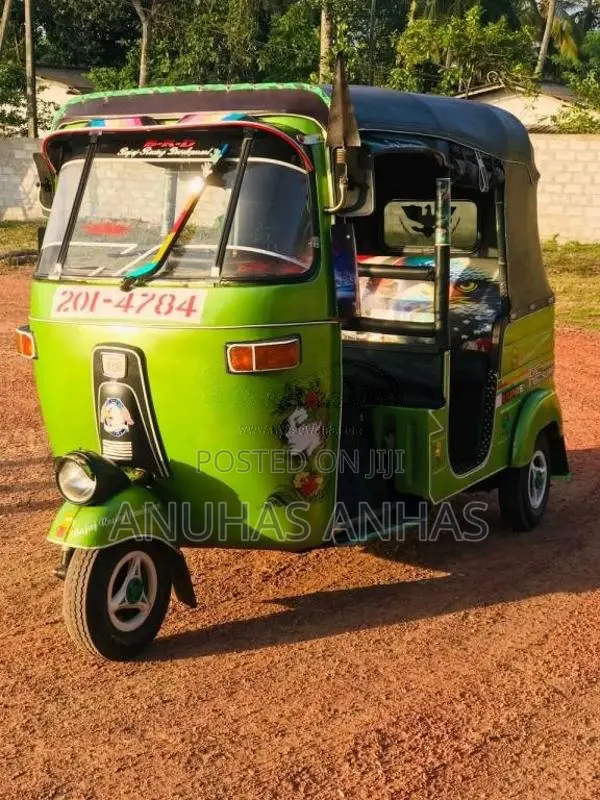 Bajaj RE 2 Stroke 1997 Three Wheel (Used)