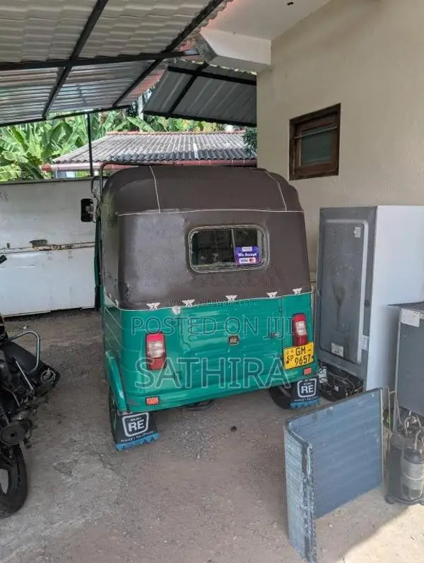 Bajaj 2 Stroke 2003 Three Wheel (Used)
