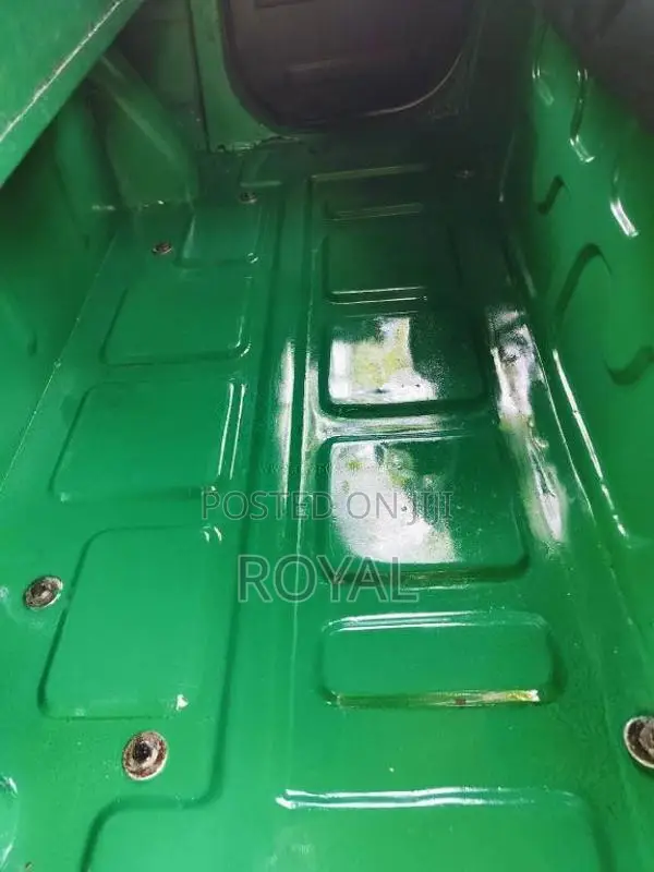 Bajaj RE 205 2012 Three Wheel (Used)