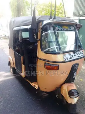 Bajaj 2 Stroke 2004 Three Wheel (Used)
