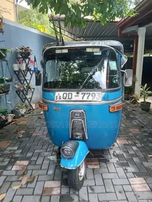Bajaj 2 stroke 2006 Three Wheel (Used)