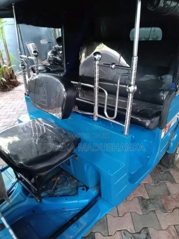 Bajaj 2 stroke 2006 Three Wheel (Used)