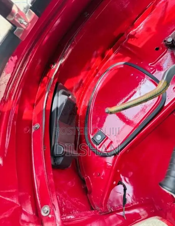 Bajaj 2 Stroke 2000 Three Wheel (Used)