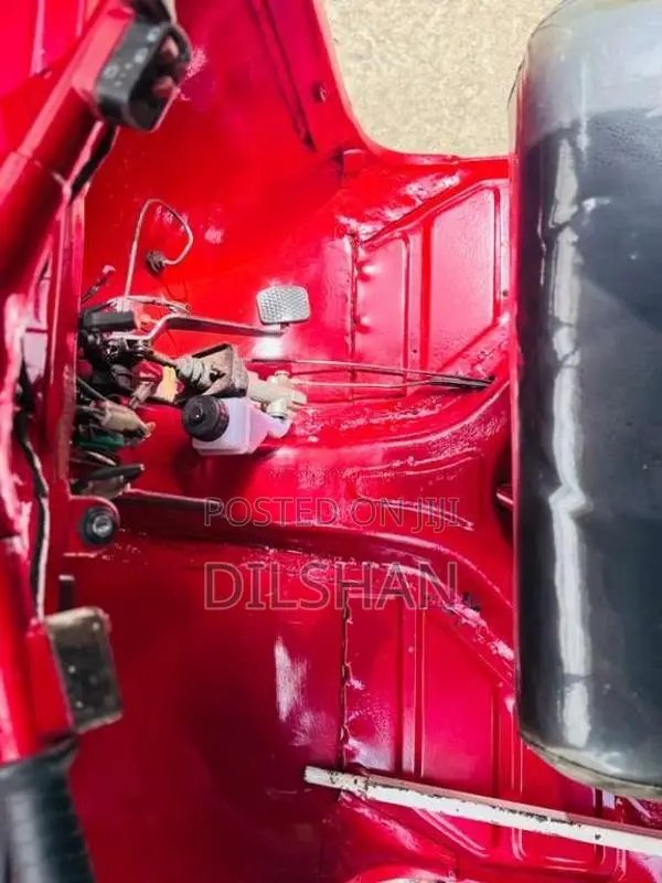 Bajaj 2 Stroke 2000 Three Wheel (Used)