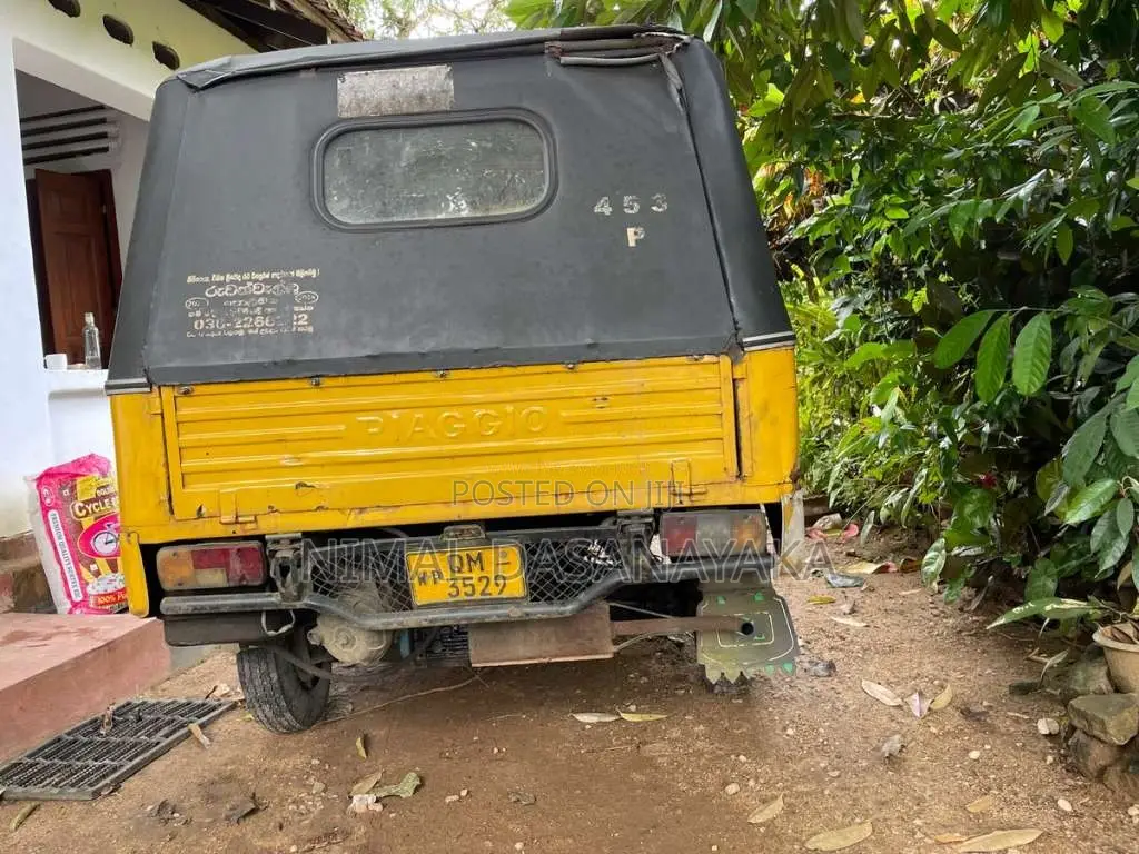 Piaggio Ape 2010 Three Wheel (Used)