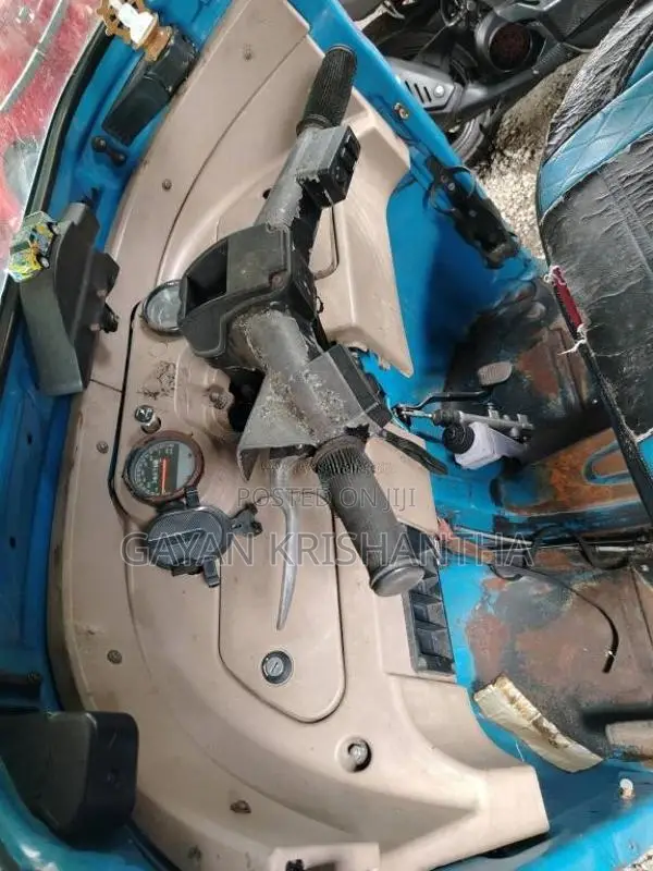 Bajaj RE 2015 Three Wheel (Used)