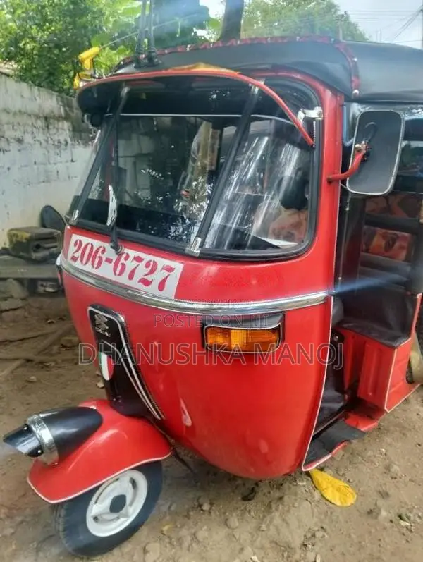 Bajaj RE 1999 Three Wheel (Used)