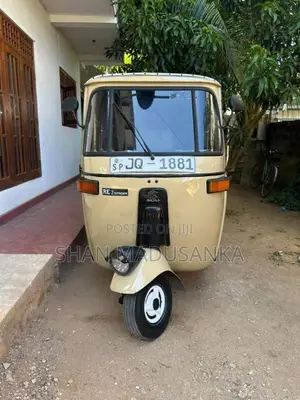 Bajaj 2 Stroke 2004 Three Wheel (Used)
