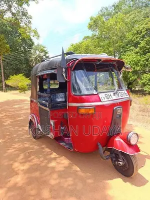 Bajaj 2 stroke 2006 Three Wheel (Used)