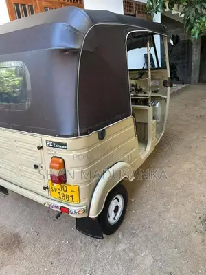 Bajaj 2 Stroke 2004 Three Wheel (Used)