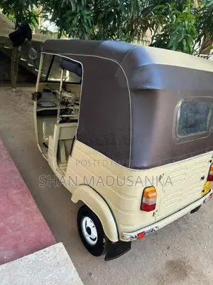 Bajaj 2 Stroke 2004 Three Wheel (Used)