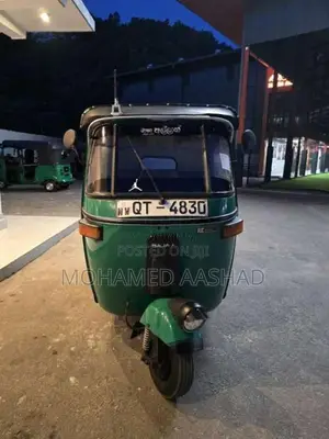 Bajaj 4 Stroke 2009 Three Wheel (Used)