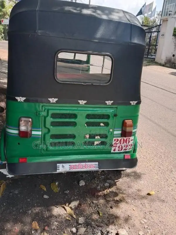 Bajaj RE 1999 Three Wheel (Used)