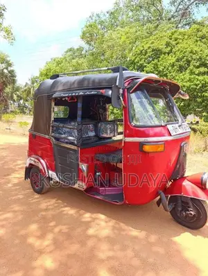 Bajaj 2 stroke 2006 Three Wheel (Used)