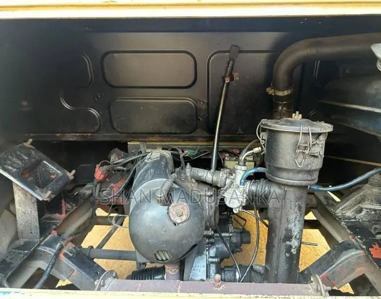 Bajaj 2 Stroke 2004 Three Wheel (Used)