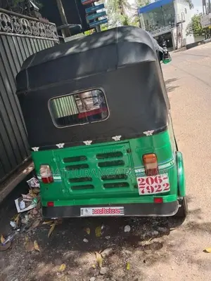 Bajaj RE 1999 Three Wheel (Used)