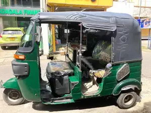 Bajaj 4 Stroke 2015 Three Wheel (Used)