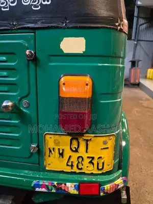 Bajaj 4 Stroke 2009 Three Wheel (Used)
