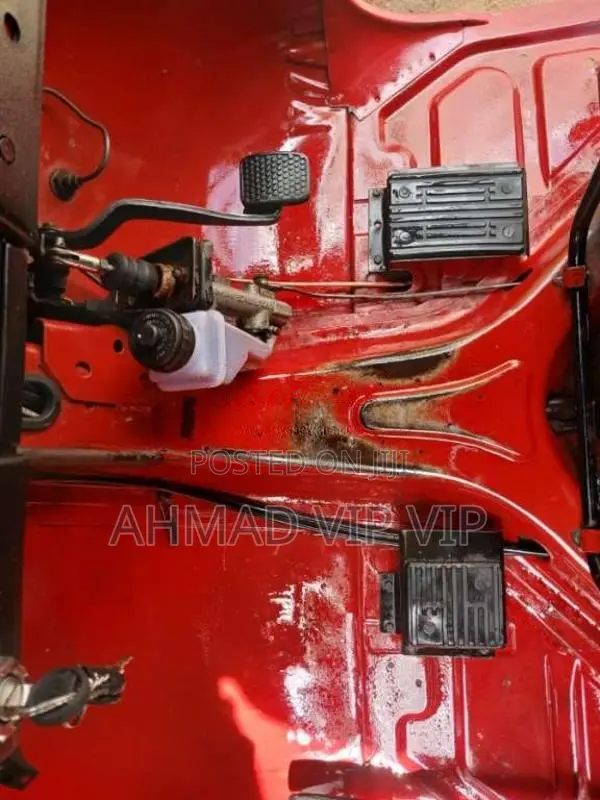 Bajaj 4 Stroke 2013 Three Wheel (Used)