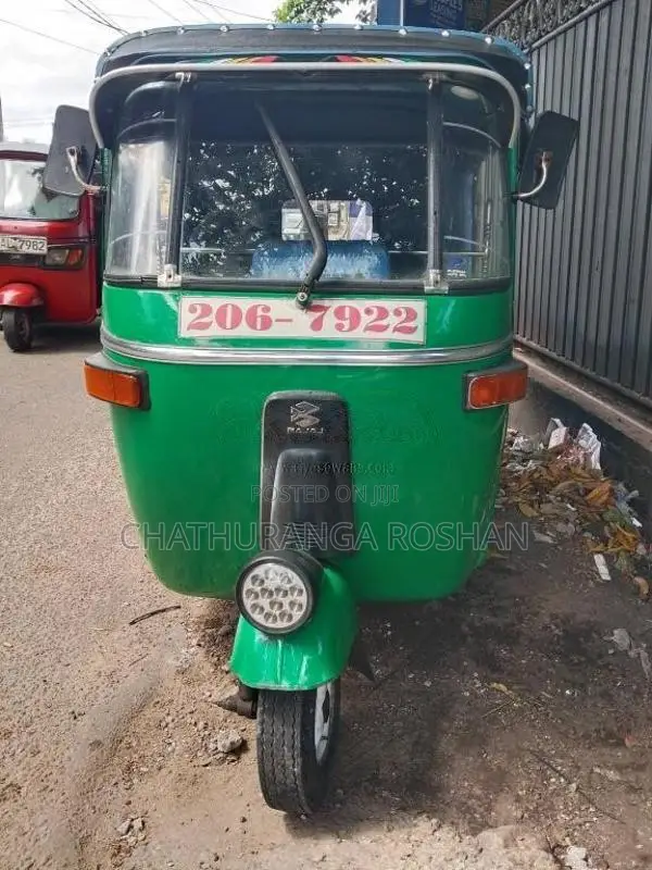 Bajaj RE 1999 Three Wheel (Used)